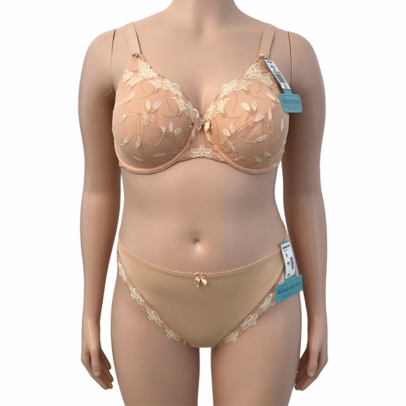 Fuller busts deserve better—and we deliver. 💕 - Picture 3 of 14